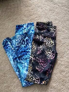 Constantly Varied Gear Animal Print Leggings - Blue & Black Multicolor, size Sma